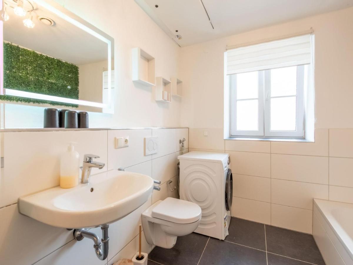 Apartment With Terrace In An Ideal Location Haunsheim المظهر الخارجي الصورة
