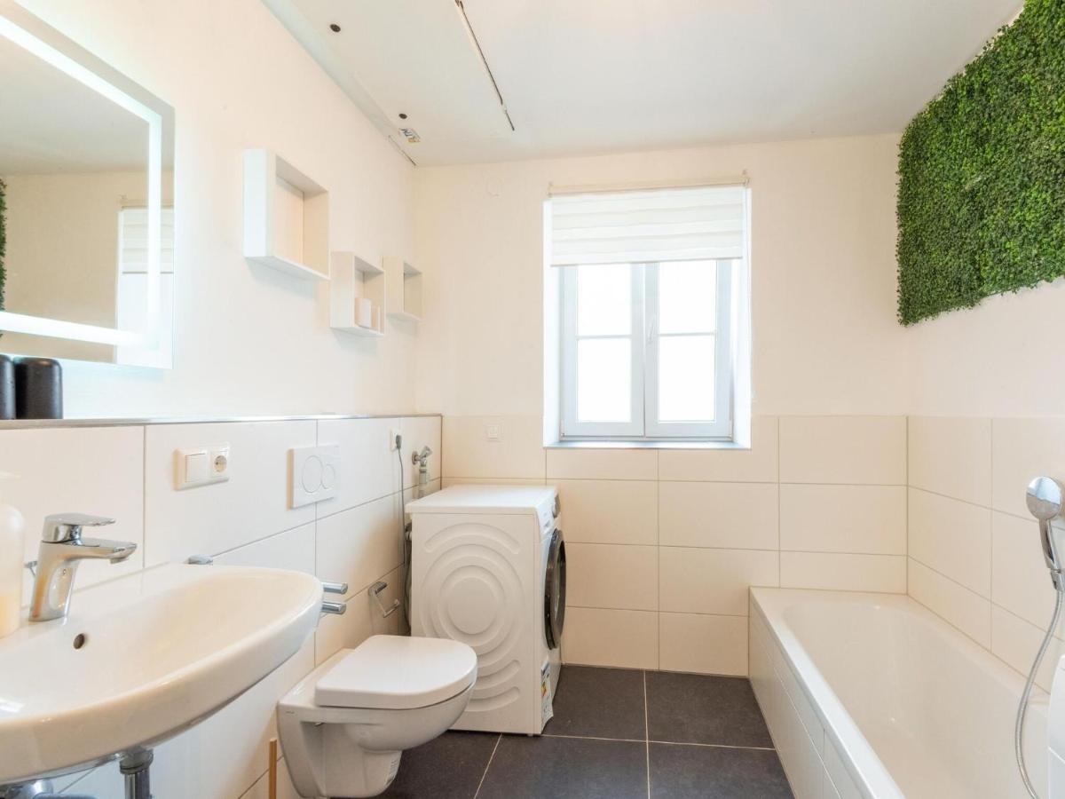 Apartment With Terrace In An Ideal Location Haunsheim المظهر الخارجي الصورة